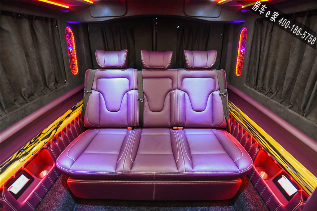 2018年流行色 奔驰斯宾特7+2商务房车紫外光 