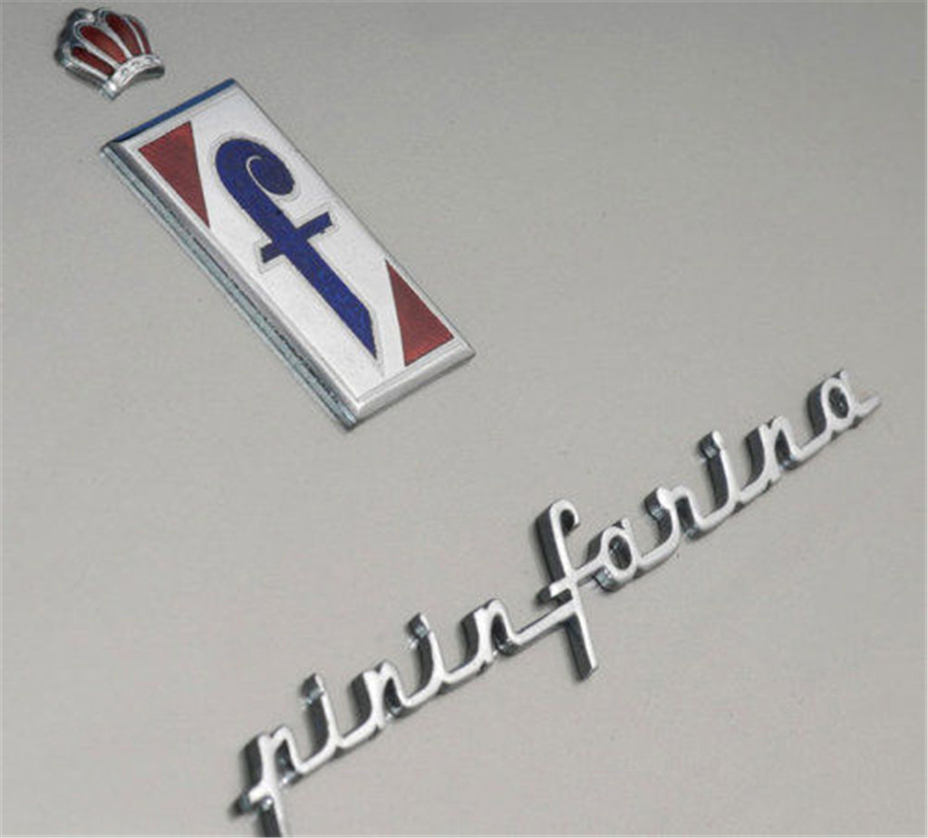 国际设计公司宾尼法利纳,倾力打造奔驰V-260L内饰