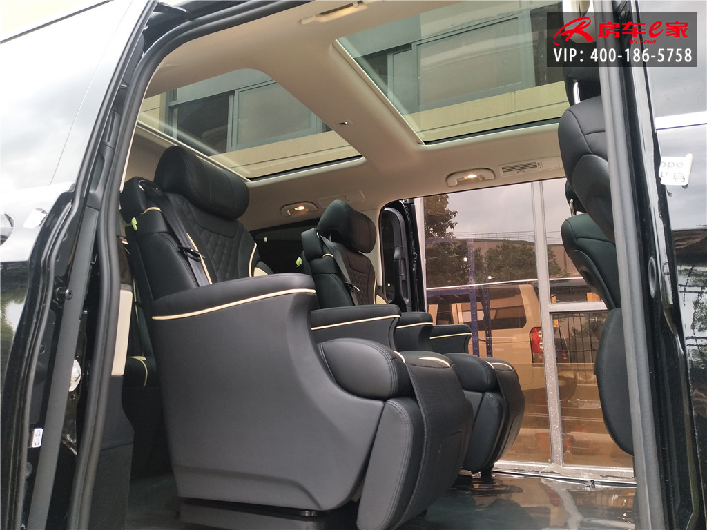 2018年全新款奔驰v260l商务房车下线