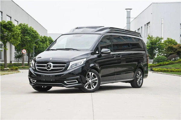 2020款奔驰V260L预付5万抵10万活动开启! 外稳内华精英必备